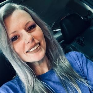 Meet your Posher, Mallory